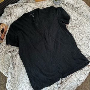 Men’s American Eagle - v-neck